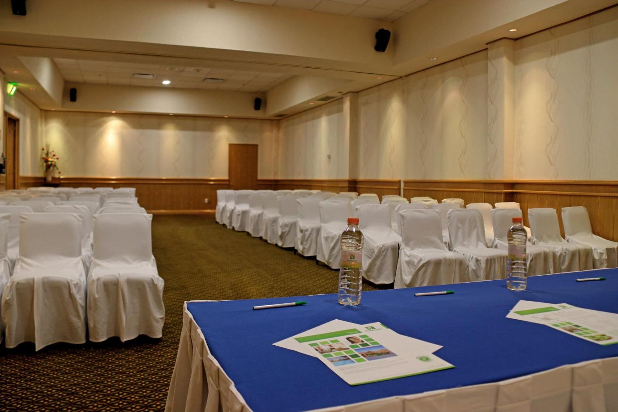 Holiday Inn La Piedad By Ihg Экстерьер фото