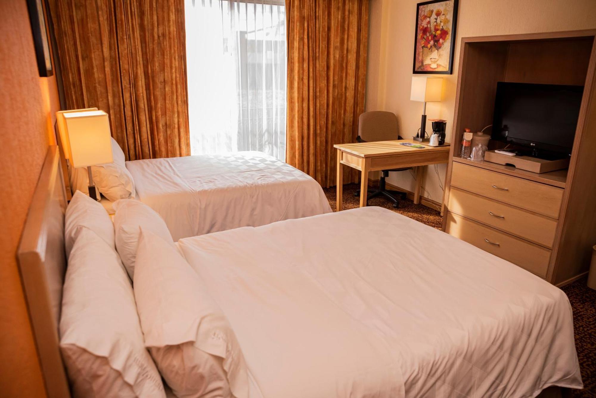 Holiday Inn La Piedad By Ihg Экстерьер фото